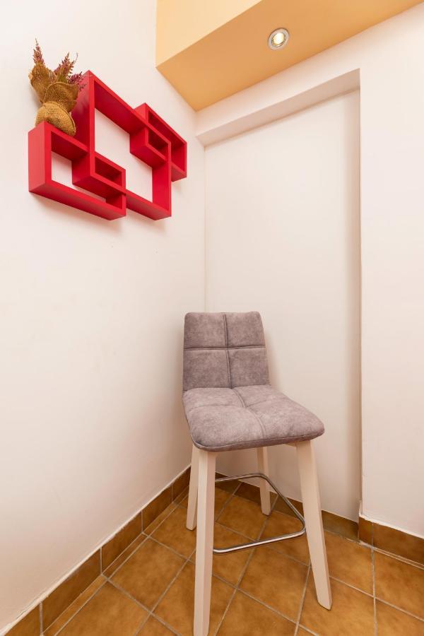 Apartman "Ela" Njivice Eksteriør bilde